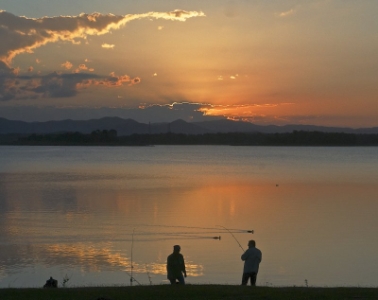 Sunset Pine River Dam 
Queensland Australia