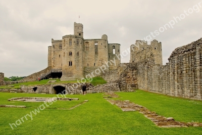 Dunstanburgh Castle
Northumberland