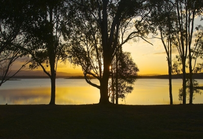 Sunset Pine River Dam 
Queensland Australia