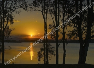 Sunset Pine River Dam
Queensland Australia