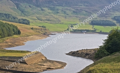 Dovestone Reservoir
Derbyshire Peak District